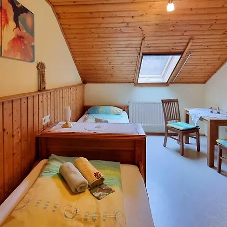 Kinder- Und Familienbauernhof Fingermuehl * Michelsneukirchen
