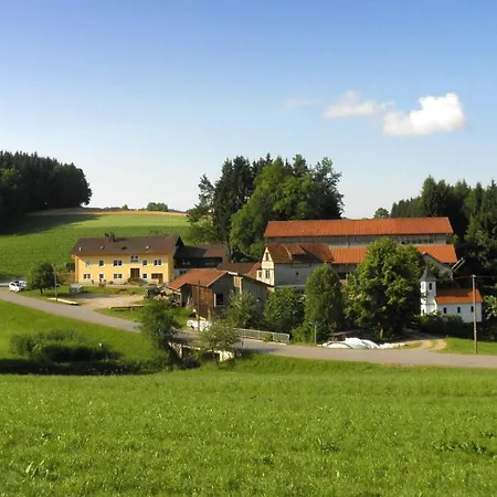 Kinder- Und Familienbauernhof Fingermuehl
